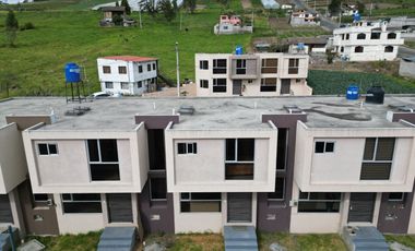 3 ULTIMAS CASAS EN VENTA EN AMBATO-MACASTO