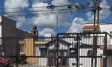 VENTA CASA DUPLEX PB CONDOMINIO QUERETARO