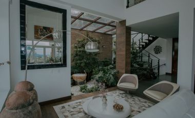 🏡 Venta de Casa en Condominio – La Calera