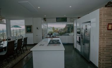 🏡 Venta de Casa en Condominio – La Calera