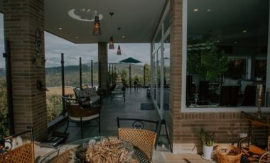 🏡 Venta de Casa en Condominio – La Calera