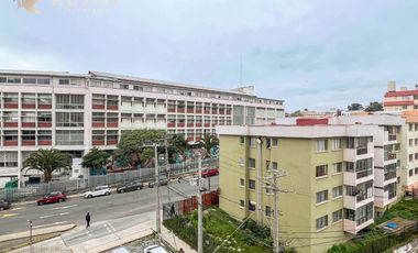 DEPARTAMENTO FRENTE UNIVERSIDAD PLAYA ANCHA