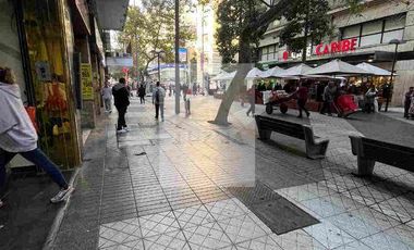 Vendo excelente oficina en Paseo Ahumada, Santiago
