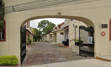 Casa en venta en calle Asturias, col. Cumbres 6to. Sector Secc. B, Monterrey, Nuevo León