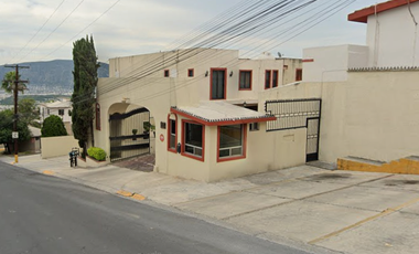 Casa en venta en calle Asturias, col. Cumbres 6to. Sector Secc. B, Monterrey, Nuevo León