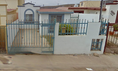 CASA EN VENTA EN MONTREAL FRONTERA COAHUILA AD15