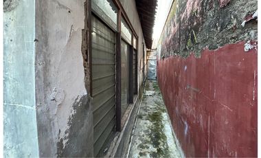 Rumah Belakang Hotel Mega Jl. Kusnan Cirebon