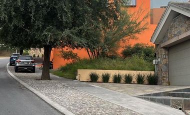 Terreno en Venta Residencial Cordillera Valle Poniente Santa Catarina