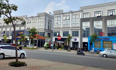 Turun Harga!! Dijual Ruko Dua Muka di  Sedayu City Boulevard Raya