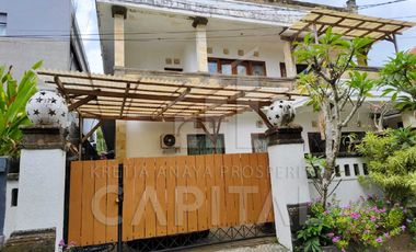 VILLA CANTIK 3 LANTAI DENGAN VIEW LAUT & GWK DI NUSA DUA BALI SIAP BANGET UNTUK KAMU MILIKI