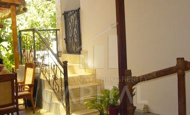 VILLA CANTIK 3 LANTAI DENGAN VIEW LAUT & GWK DI NUSA DUA BALI SIAP BANGET UNTUK KAMU MILIKI