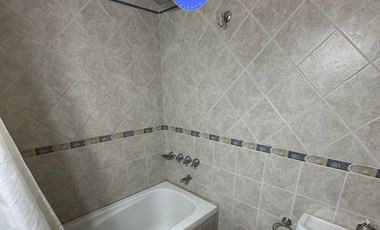 VENDO DEPARTAMENTO. 2 HABITACIONES. 5TA BAJADA. LAS GRUTAS A MTS DEL MAR.