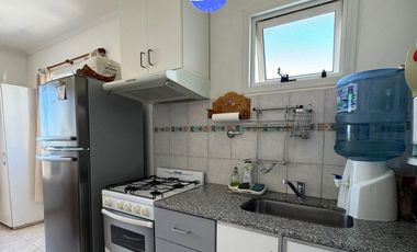 VENDO DEPARTAMENTO. 2 HABITACIONES. 5TA BAJADA. LAS GRUTAS A MTS DEL MAR.