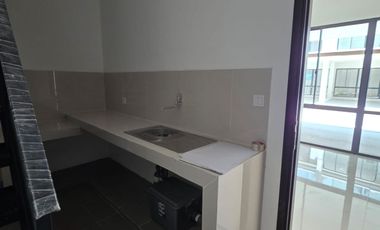 Disewakan rumah 6x10 osaka residence 3 lantai unfurnish