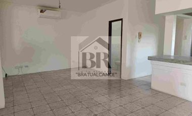 Entrerios vía Samborondón, Departamento Amplio con Terraza en Alquiler sin Amoblar , 2 dormitorios, parqueo propio