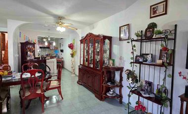 Casa de 3 pisos en venta, muy cerca de la UAEH, al oriente de la ciudad de Pachuca, en Mineral de la Reforma, Hidalgo.