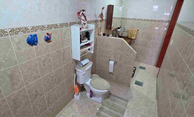 Casa de 3 pisos en venta, muy cerca de la UAEH, al oriente de la ciudad de Pachuca, en Mineral de la Reforma, Hidalgo.