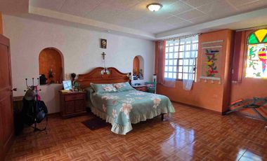 Casa de 3 pisos en venta, muy cerca de la UAEH, al oriente de la ciudad de Pachuca, en Mineral de la Reforma, Hidalgo.