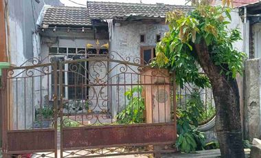 RUMAH BAHAN PERLU RENOVASI BEKASI TIMUR REGENSI