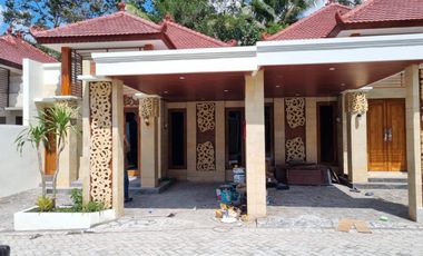 RUMAH ETNIK JAWA MODERN LOKASI STRATEGIS DI MAGELANG