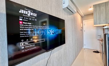 Apartment Studio Harco Sky Residence Fully Furnished Near Pancoran TV 55 INCH