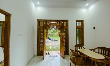 RUMAH SEMI ETNIK LOKASI PPREMIUM KAWASAN WISATA BOROBUDUR MAGELANG