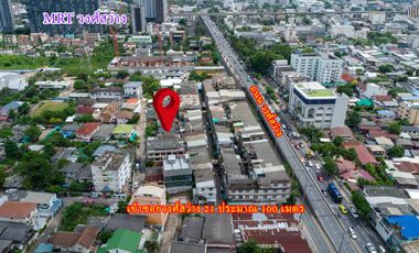 Urgent Sale! Prime Land in Soi Wong Sawang 21 Excellent value and location! This 50 sq. wah plot is zoned for high-density residential use