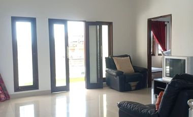 DIJUAL DAN DISEWAKAN RUMAH ATAU VILLA DI PADANGSAMBIAN KLOD DENPASAR