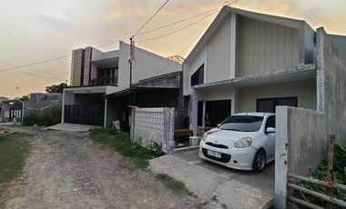 Dijual Rumah Bagus Siap Huni Di Mojosongo Jebres Solo