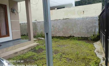 dikontrak kan untuk muslim. 4kilo timur UII