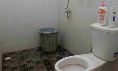 dikontrak kan untuk muslim. 4kilo timur UII