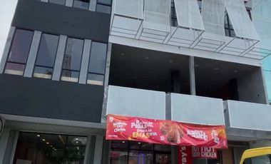 Disewakan 3 Ruko Gandeng Ex Restoran Siap Usaha Dijalan Oto Iskandardinata Karawaci, Tangerang