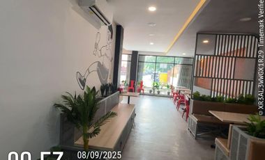 Disewakan 3 Ruko Gandeng Ex Restoran Siap Usaha Dijalan Oto Iskandardinata Karawaci, Tangerang