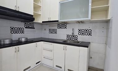 Rumah Semi Furnished di Setraduta Bandung Utara