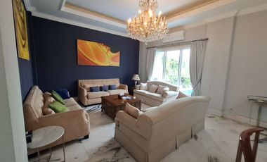 DISEWA RUMAH SIAP HUNI MEWAH FURNISHED DALAM KOMPLEK MENTERI KUNINGAN