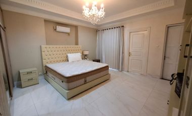 DISEWA RUMAH SIAP HUNI MEWAH FURNISHED DALAM KOMPLEK MENTERI KUNINGAN