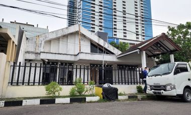 Dijual Rumah 1  Lantai MURRAAAH di Dharmahusada Indah, Surabaya