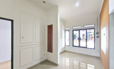 Rumah Strategis 10 Menit ke Bintaro Jaya Xchange Mall Siap KPR J-35800