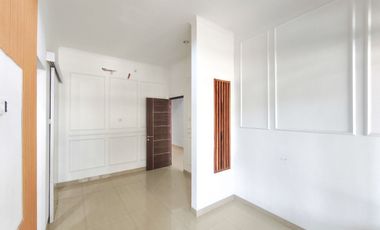 Rumah Strategis 10 Menit ke Bintaro Jaya Xchange Mall Siap KPR J-35800