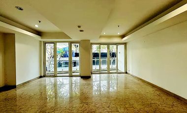 SPRINGHILL THE ROYAL RESIDENCE APARTEMEN KEMAYORAN DEKAT TOLL & GOLF