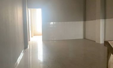 Disewakan Ruko 4 Lantai Lokasi Strategis di Rawamangun