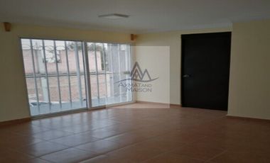 CASA EN VENTA EN SANTA MARÍA NATIVITAS