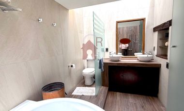 Casa con Departamento