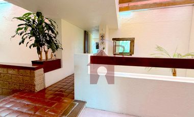 Casa con Departamento