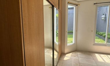 4 Bedroom Modern Beautiful House in Pondok Indah - BAGUS RENOVATED FURNISHED
