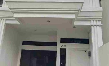 Rumah Modern Elegan di Jalan Lagura Cempaka Putih Timur Jakarta Pusat