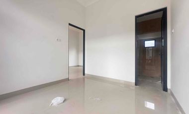 DIJUAL RUMAH 2 LANTAI DIMAKASSAR MODERN ESTATE JALAN HERTASNING