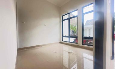DIJUAL RUMAH 2 LANTAI DIMAKASSAR MODERN ESTATE JALAN HERTASNING