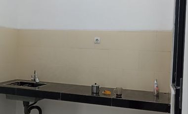 Rumah Murah 2 Lantai Dalam Kompleks Cluster Di Kalisari Pasar Rebo Cijantung Jakarta Timur