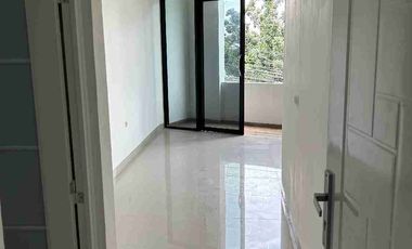 ruko baru siap huni 2lantai  kedung halang dekat mall jambu 2 kota bogor